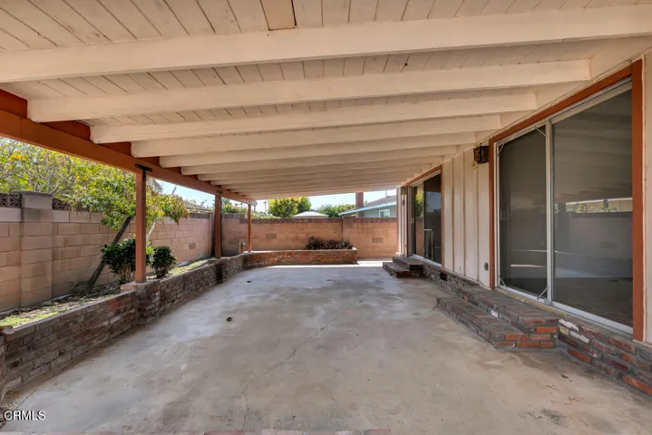 1882 Rowland Ave- HsHProd-41