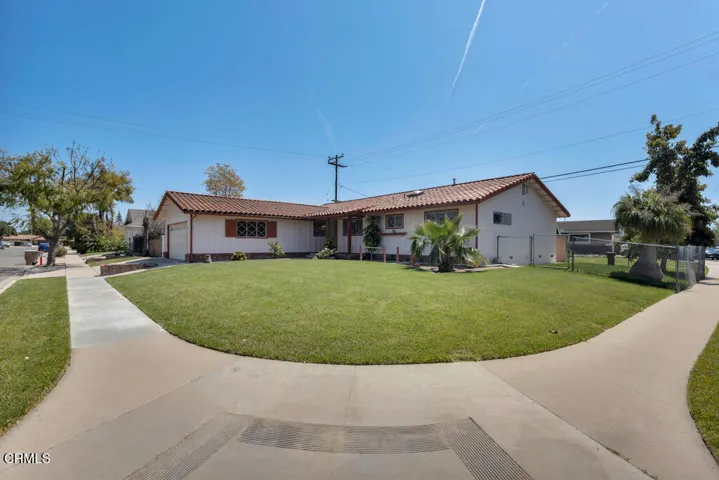 1882 Rowland Ave- HsHProd-52