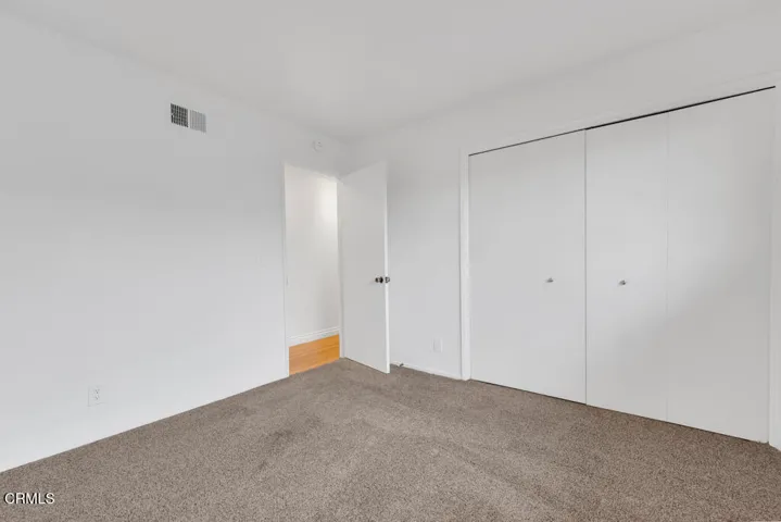 1882 Rowland Ave- HsHProd-33