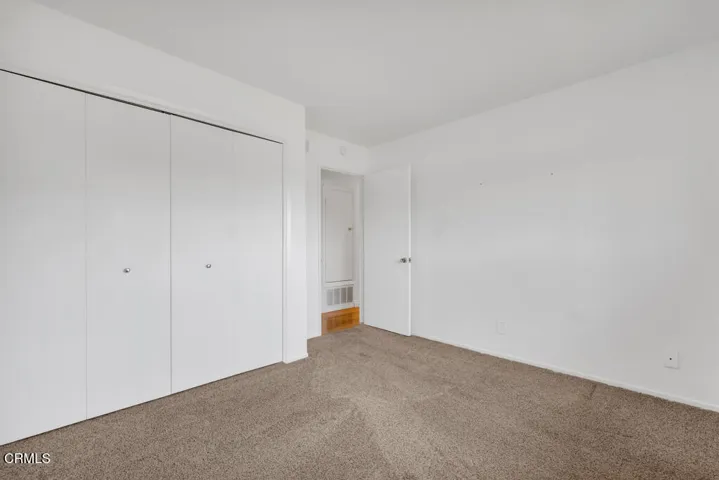 1882 Rowland Ave- HsHProd-36