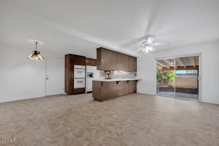 1882 Rowland Ave- HsHProd-15