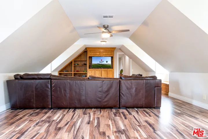 39570 Calle Anita, Temecula, California 92592