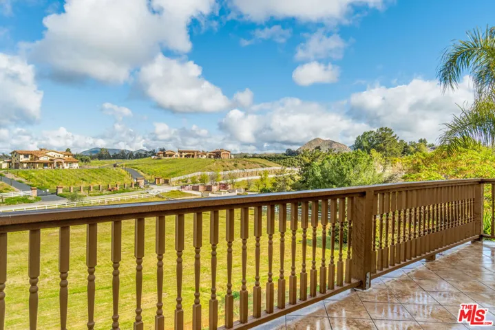 39570 Calle Anita, Temecula, California 92592
