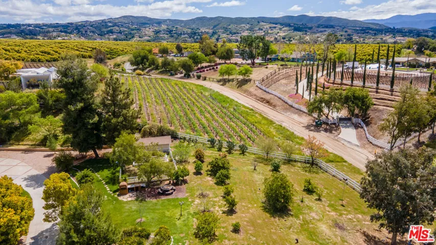39570 Calle Anita, Temecula, California 92592