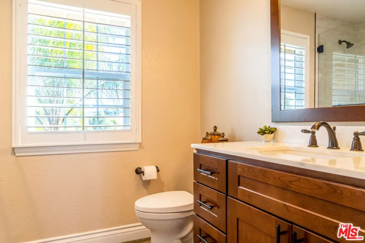 39570 Calle Anita, Temecula, California 92592
