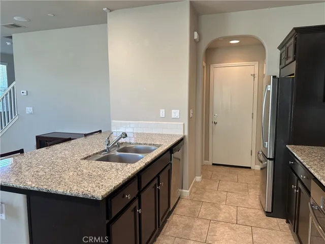 3577 Generosity Way, Clovis, California 93619