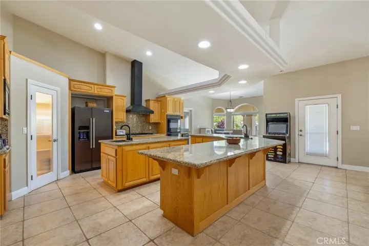 9269 Daisy Road, Oak Hills, California 92344