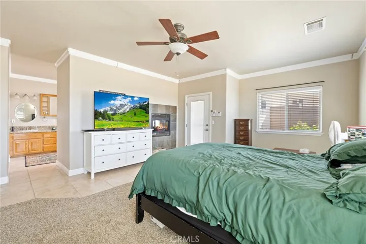 9269 Daisy Road, Oak Hills, California 92344