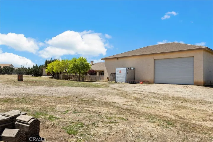 9269 Daisy Road, Oak Hills, California 92344