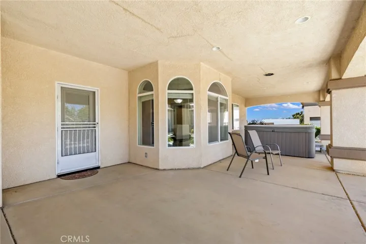 9269 Daisy Road, Oak Hills, California 92344