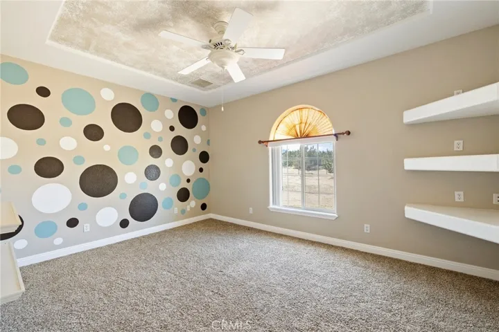 9269 Daisy Road, Oak Hills, California 92344
