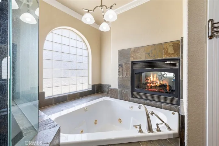 9269 Daisy Road, Oak Hills, California 92344