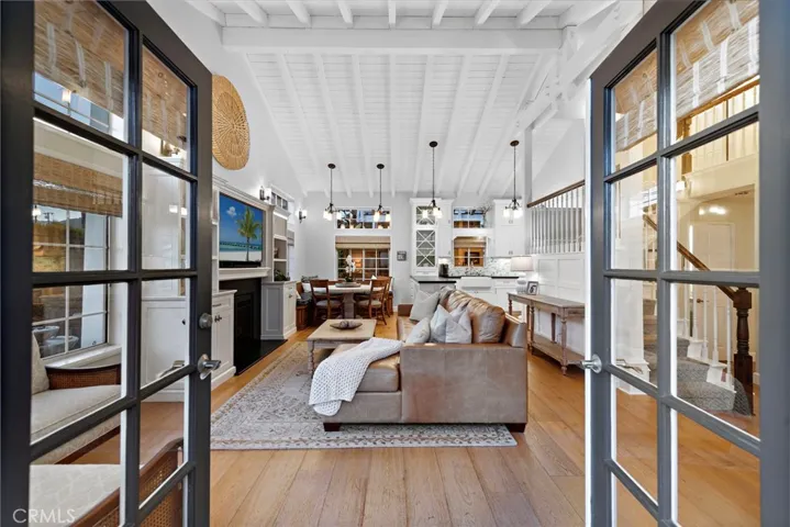 361 Cress Street, Laguna Beach, California 92651