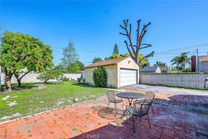 5818 Troost Avenue, North Hollywood, California 91601