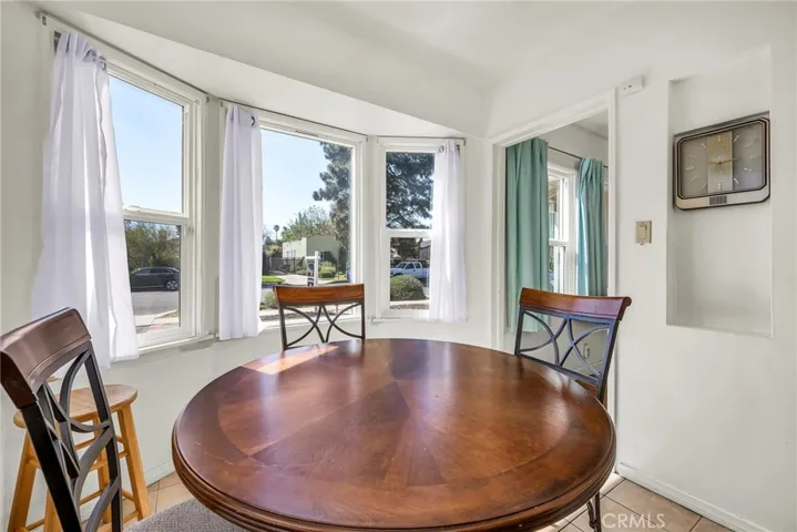 5818 Troost Avenue, North Hollywood, California 91601