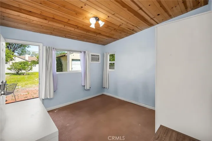 5818 Troost Avenue, North Hollywood, California 91601