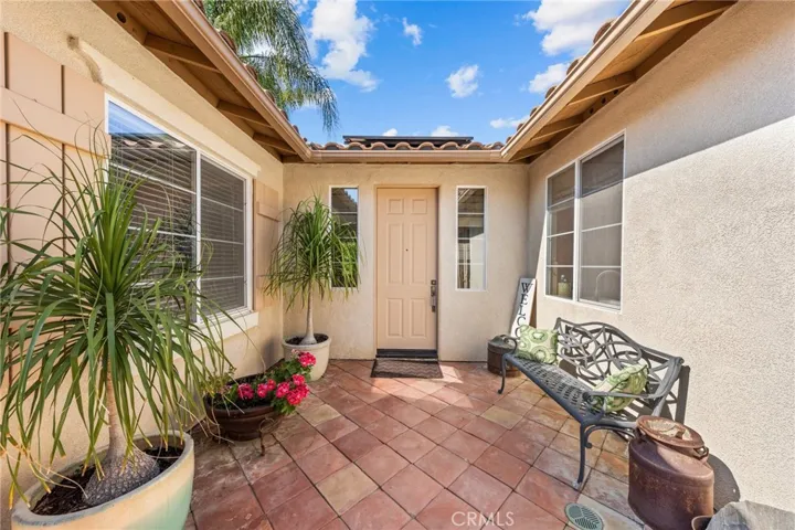 35436 Daffodil Circle, Winchester, California 92596