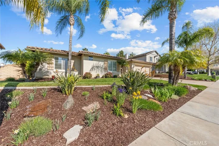 35436 Daffodil Circle, Winchester, California 92596