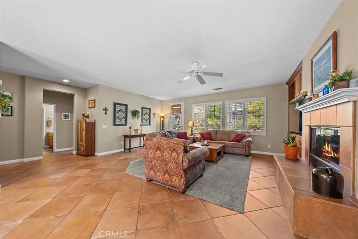 35436 Daffodil Circle, Winchester, California 92596
