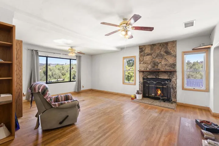 10601 Vista Camino, Lakeside, California 92040