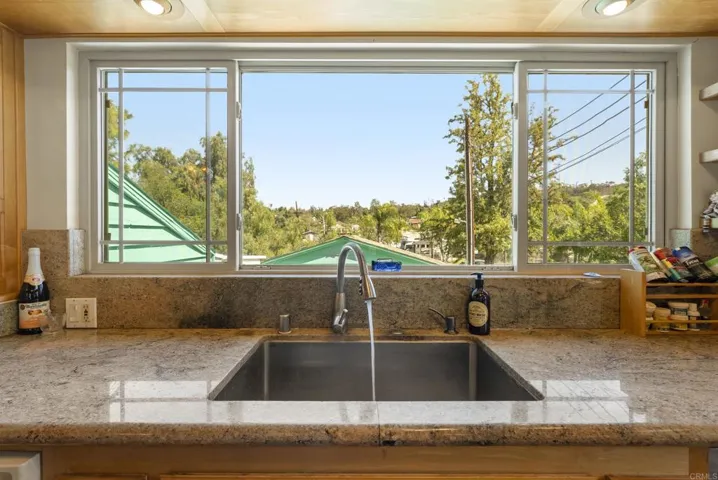 10601 Vista Camino, Lakeside, California 92040