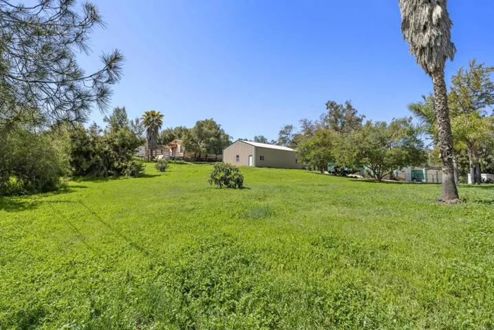 10601 Vista Camino, Lakeside, California 92040