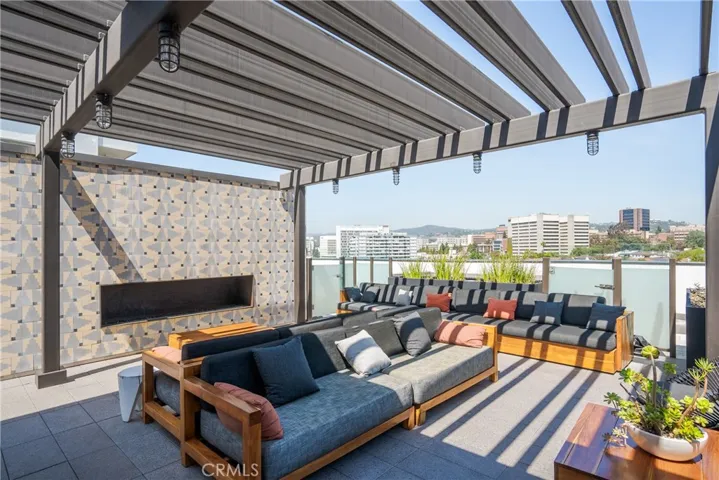 10777 Wilshire Boulevard 306, Los Angeles, California 90024