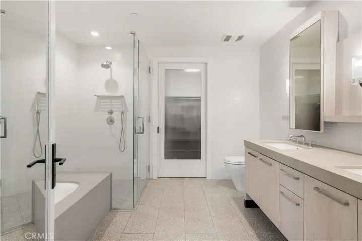 Luxurious Primary Bath