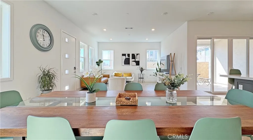 349 Abacus, Irvine, California 92618 home-pic-9