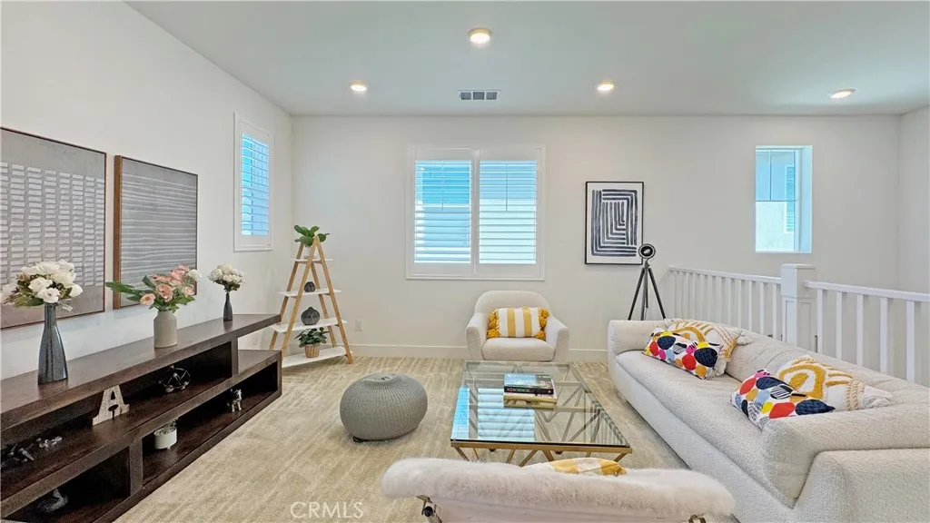 349 Abacus, Irvine, California 92618 home-pic-16