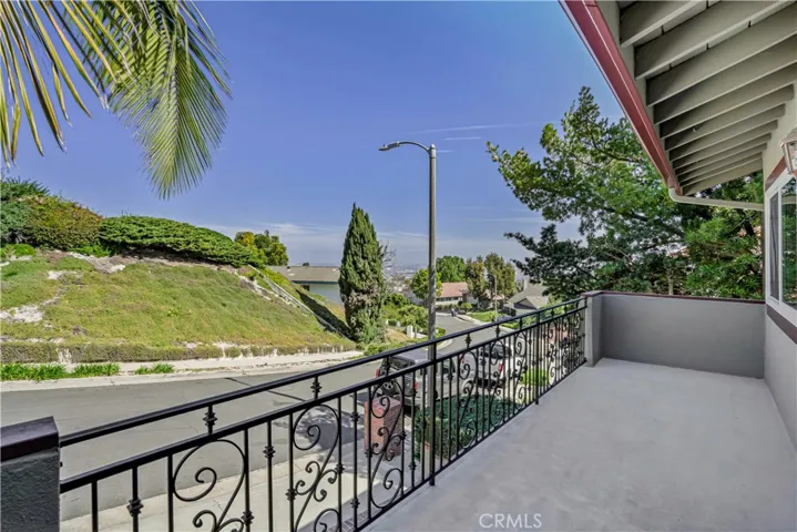 27037 Silver Moon Lane, Rancho Palos Verdes, California 90275