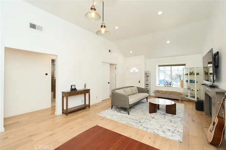 26 Spinnaker, Irvine, California 92614