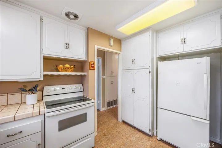 11934 Peach Tree Road, Yucaipa, California 92399