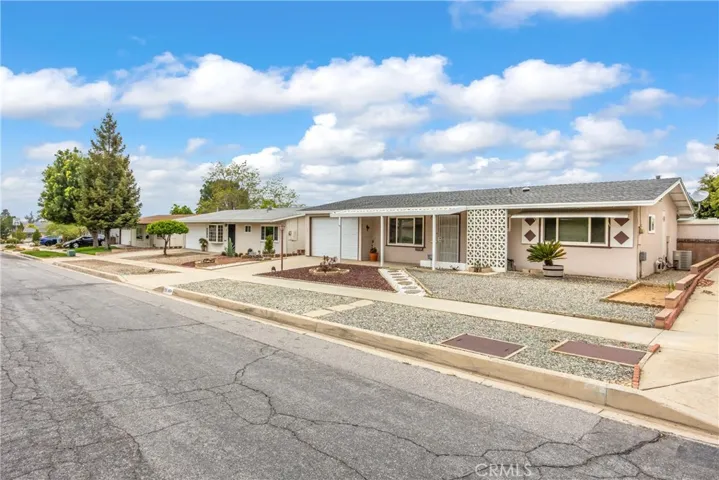 11934 Peach Tree Road, Yucaipa, California 92399