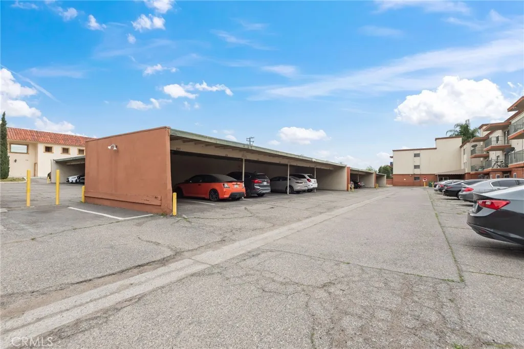 400 N Acacia Avenue B12, Fullerton, California 92831 home-pic-23