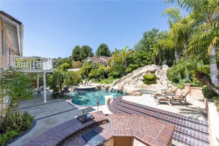 28155 Meadow Land Drive, Yorba Linda, California 92887