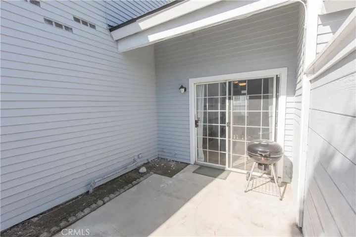 1472 Mayflower Way, Clovis, California 93612