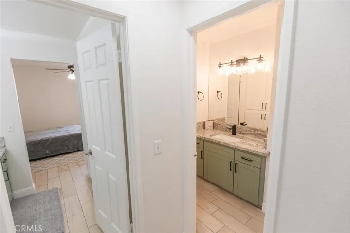 1472 Mayflower Way, Clovis, California 93612