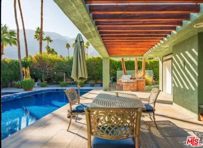 817 N Via Monte Vista, Palm Springs, California 92262