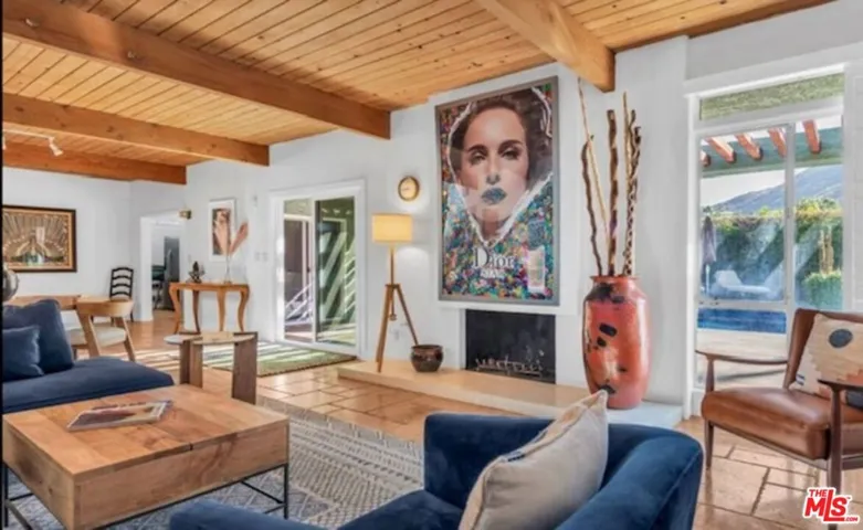 817 N Via Monte Vista, Palm Springs, California 92262