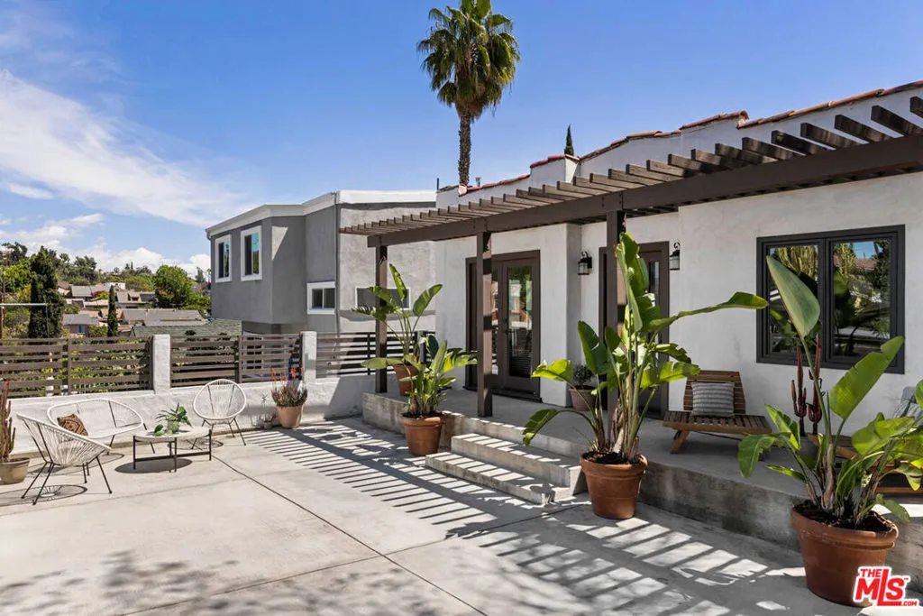 4876 Eldred Street, Los Angeles, California 90042, 1 Bedroom Bedrooms, ,2 BathroomsBathrooms,Residential,For Sale,Eldred,25520677