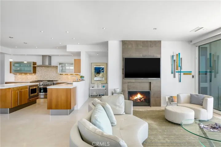 31091 Coast Highway, Laguna Beach, California 92651