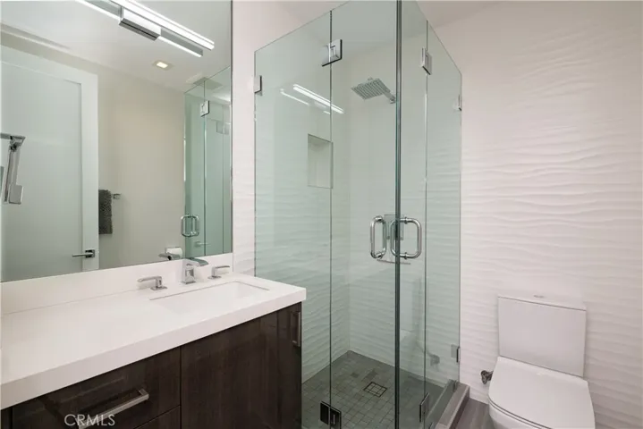 217 1/2 Marguerite Avenue, Corona Del Mar, California 92625