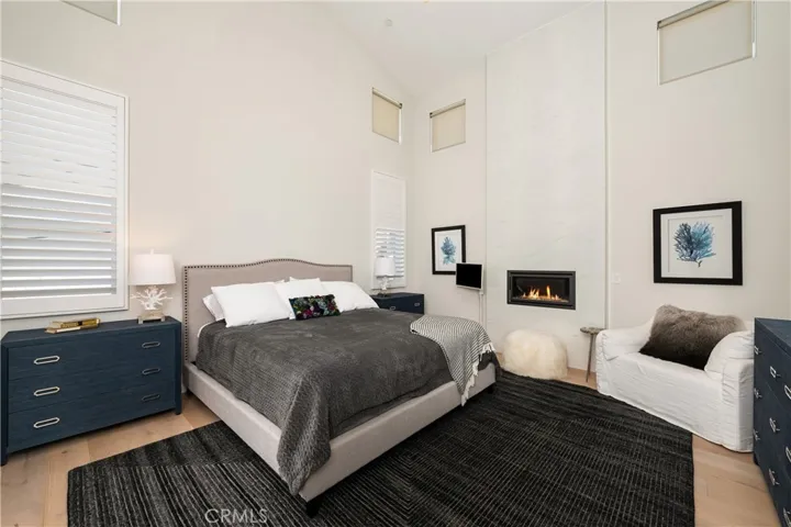 217 1/2 Marguerite Avenue, Corona Del Mar, California 92625