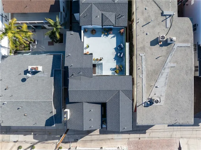 217 1/2 Marguerite Avenue, Corona Del Mar, California 92625