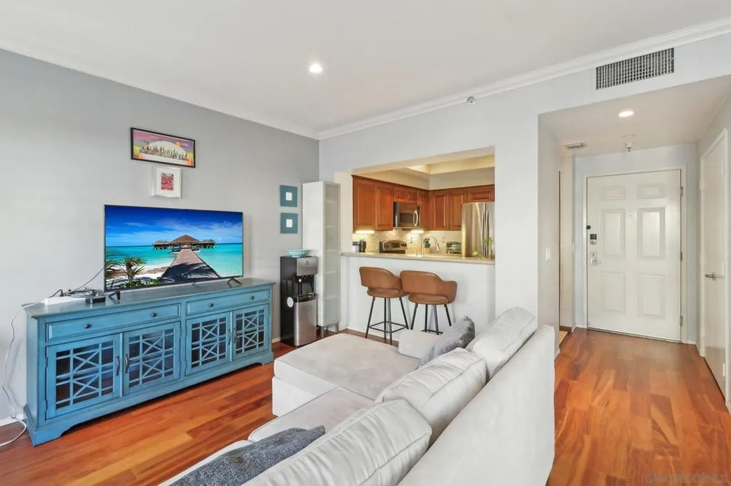 620 State St 317, San Diego, California 92101 home-pic-4