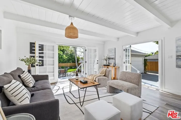 2702 Cardiff Avenue, Los Angeles, California 90034