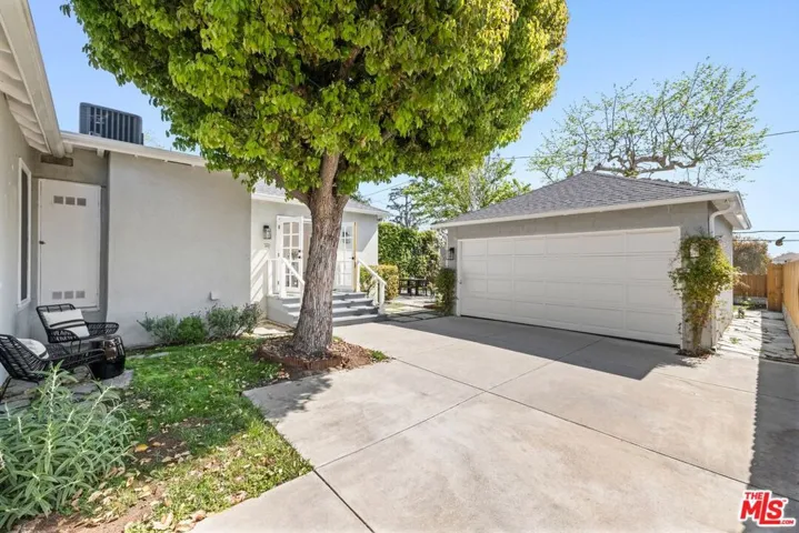 2702 Cardiff Avenue, Los Angeles, California 90034