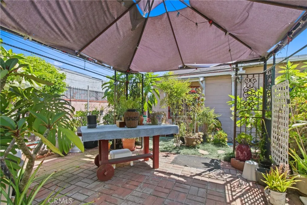 1419 S Redondo Boulevard, Los Angeles, California 90019 home-pic-31