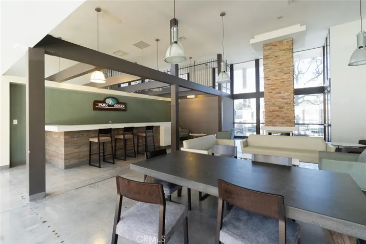 5585 E Pacific Coast Highway 244, Long Beach, California 90804